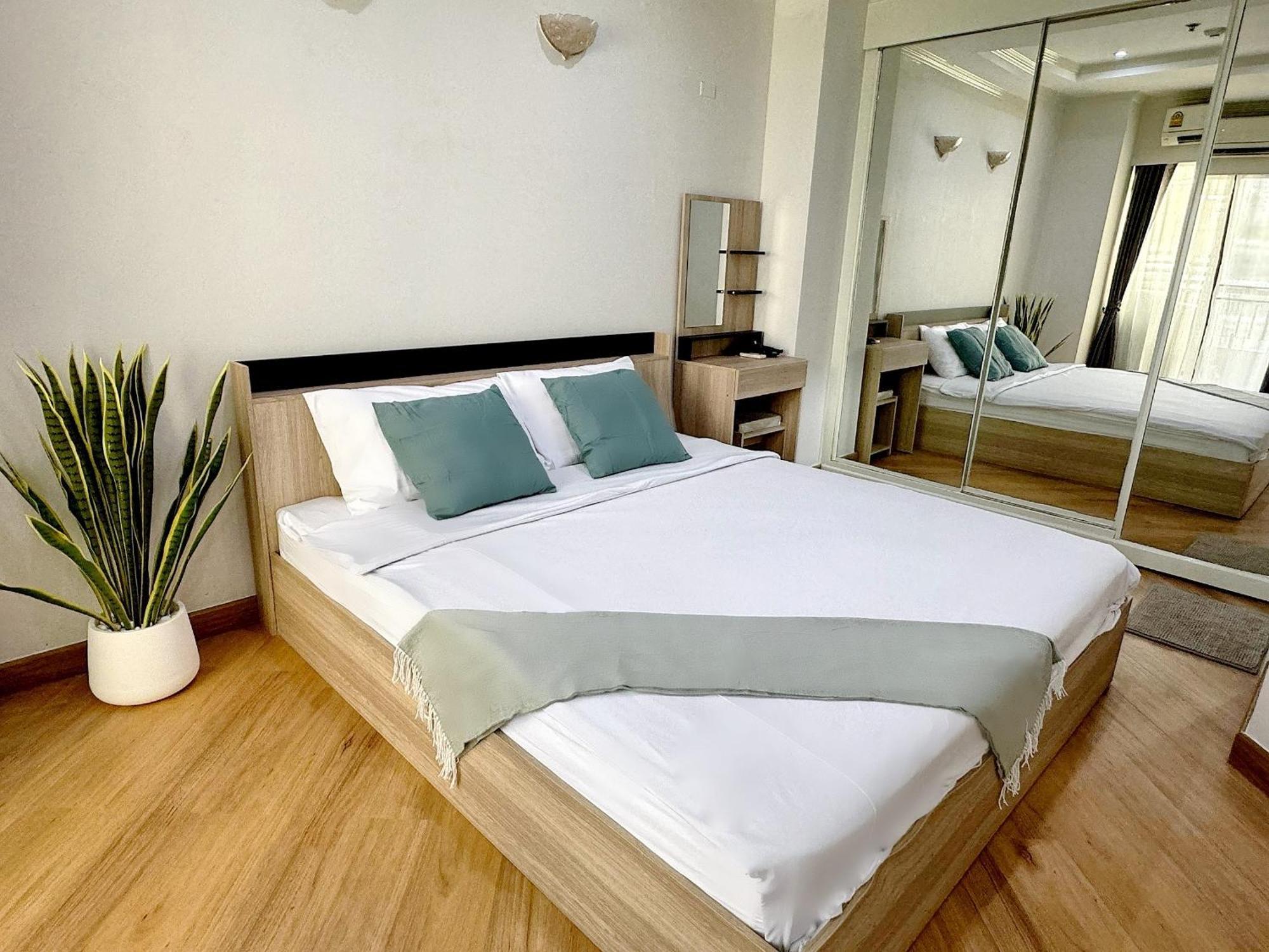 Center Bangkok Suite Next To Platinum Mall Exterior foto