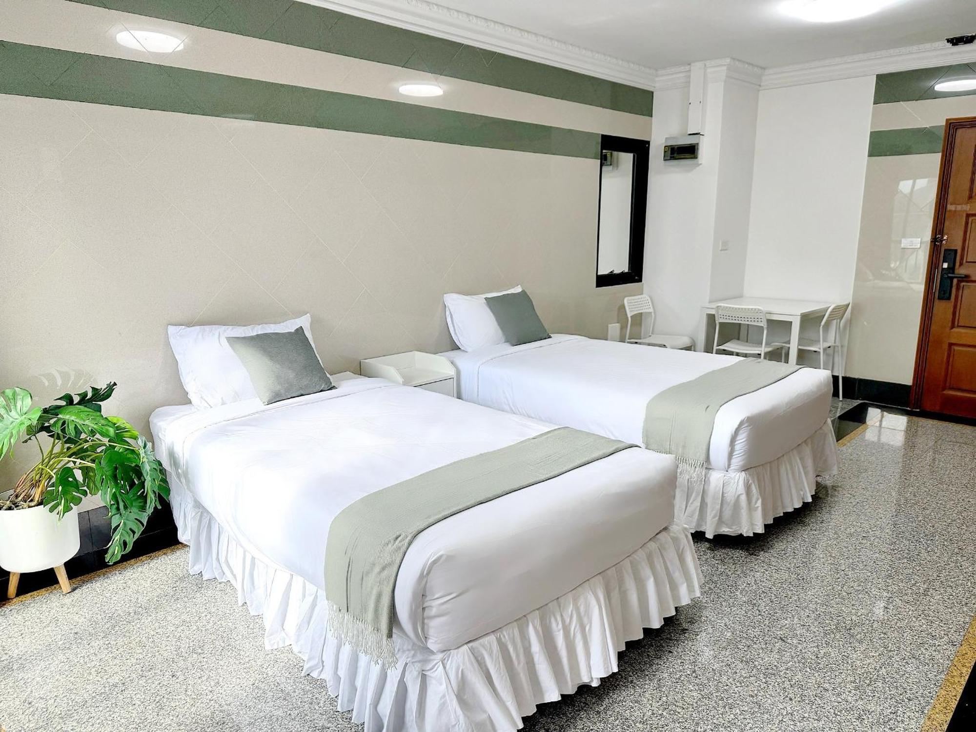 Center Bangkok Suite Next To Platinum Mall Exterior foto